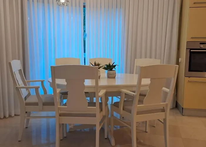 אבני החושן- Avnei Hoshen